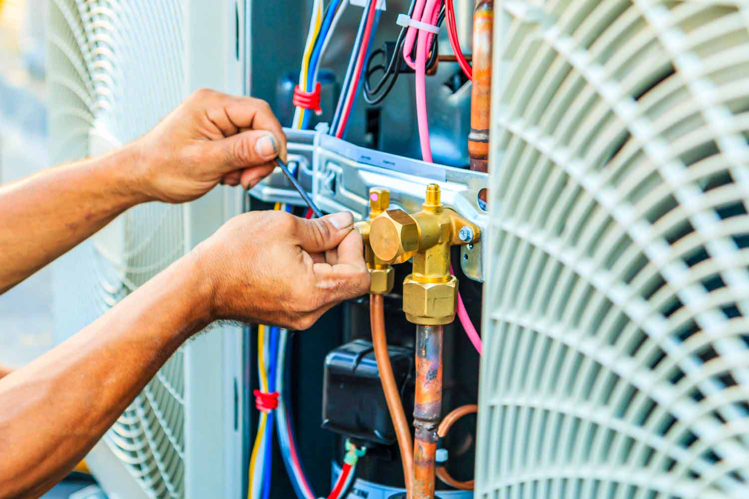 AC Repair Services in Dubai UAE